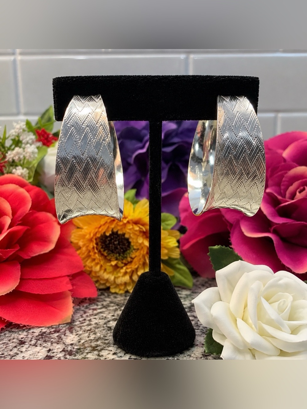 BRAND NEW, WHITE GOLD PLATED HOOP EARRINGS. Macys.